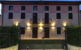 Villa Giotto Luxury Suite & Apartments